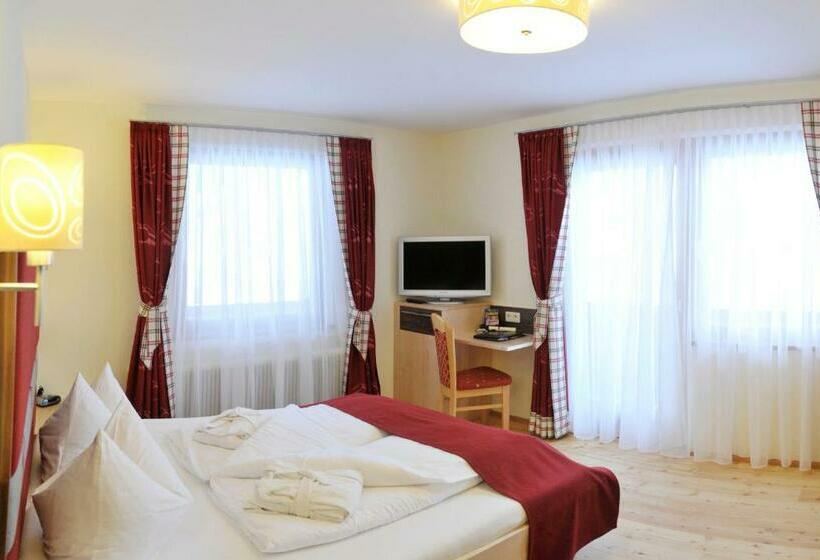 Номер Стандарт, Rösslhof
