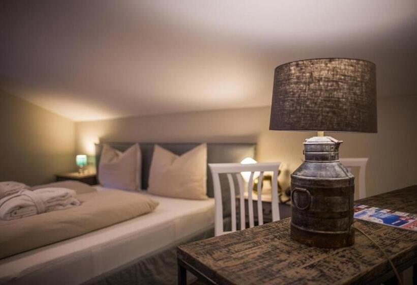 חדר סטנדרט נוף להרים, Thomsn Central Hotel & Appartements