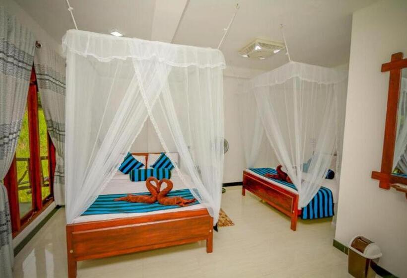 اتاق لوکس خانوادگی, Blue Heaven Cottage