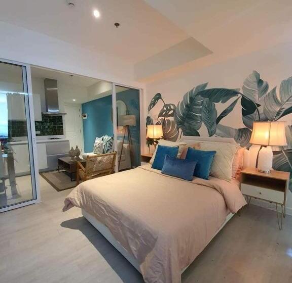 آپارتمان 1 خوابه با بالکن, Amaris Staycation Azure Urban Residence Resort Paranaque Boracay Tower