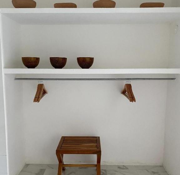اتاق لوکس, Casa Mercedes