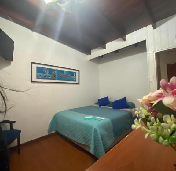 اتاق استاندارد, Hostal La Estrella