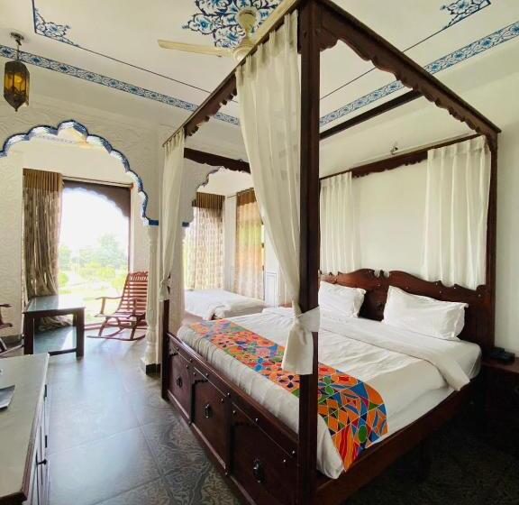 キングサイズベッドのスーペリアルーム, Shri Vilas Jaipur