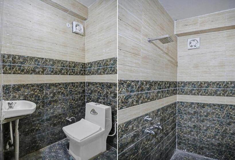 Chambre Triple Classique, Fng