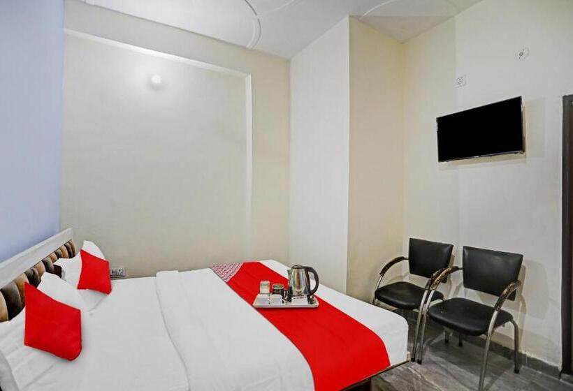 Chambre Triple Classique, Fng