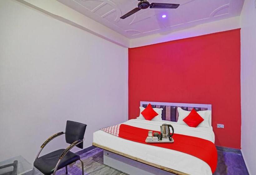 Chambre Triple Classique, Fng