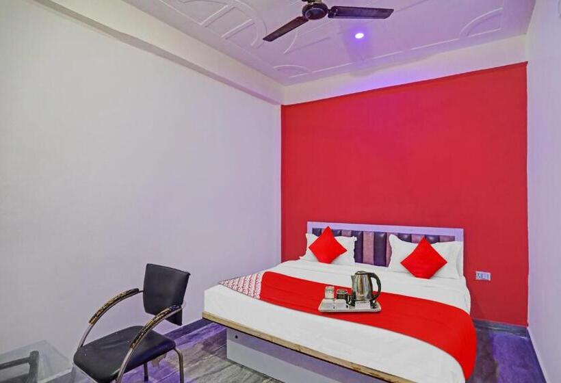 Chambre Triple Classique, Fng