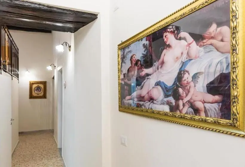 اتاق استاندارد, La Maschera Di Pulcinella