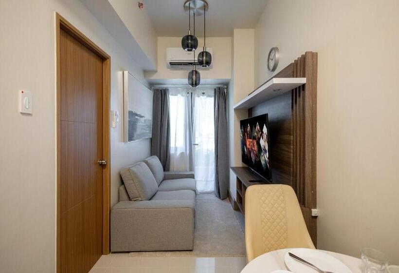 1 Sovrums Lägenhet Poolutsikt, Shore 3 Residences, Mall Of Asia Complex