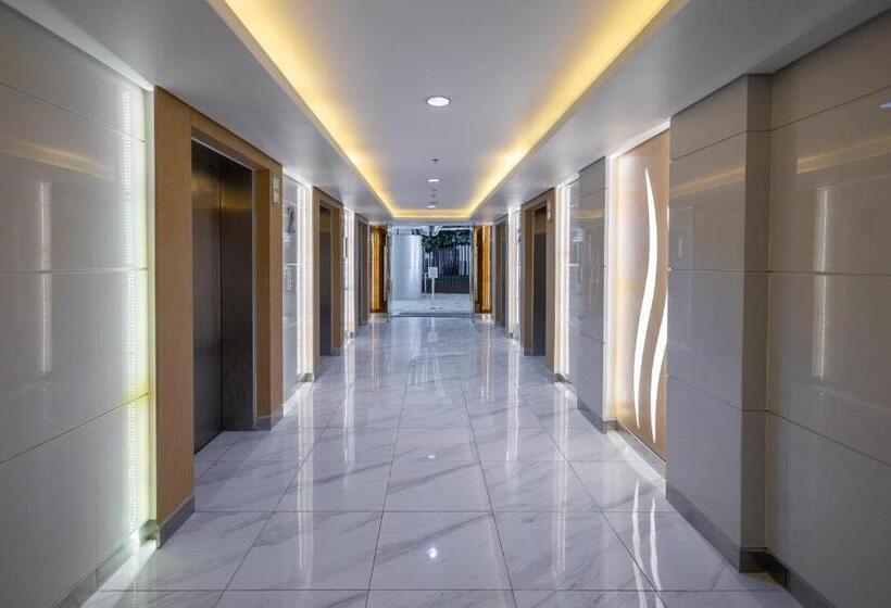 1 Sovrums Lägenhet Poolutsikt, Shore 3 Residences, Mall Of Asia Complex