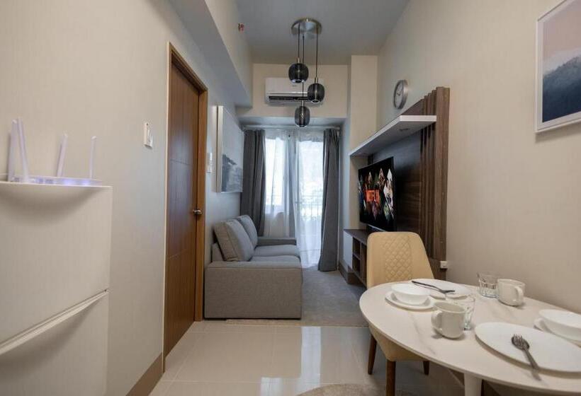 1 Sovrums Lägenhet Poolutsikt, Shore 3 Residences, Mall Of Asia Complex