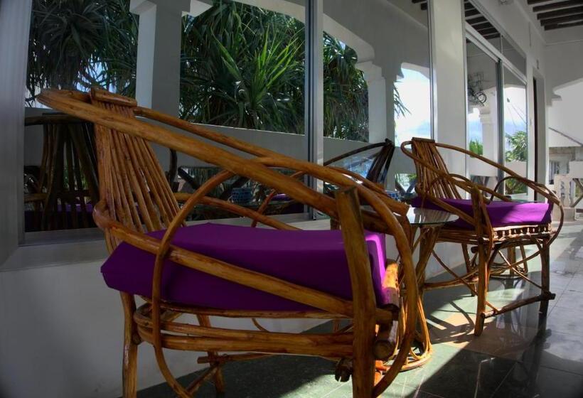 اتاق استاندارد با چشم‌انداز باغ, Cocolala Beach House