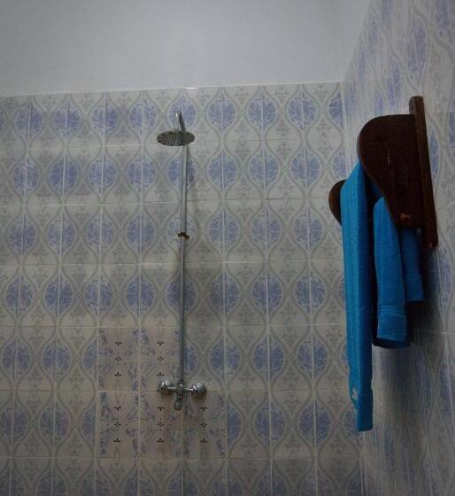اتاق خانوادگی با چشم‌انداز باغ, Cocolala Beach House