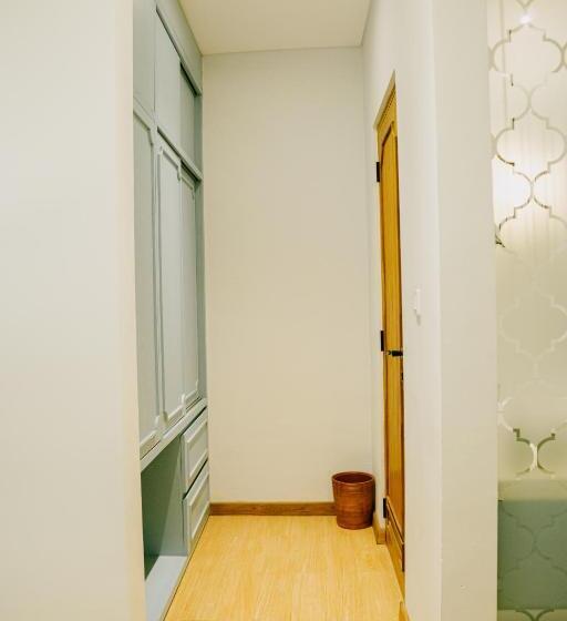 패밀리 스튜디오, Casa Amarta Boutique Lofts & Detox