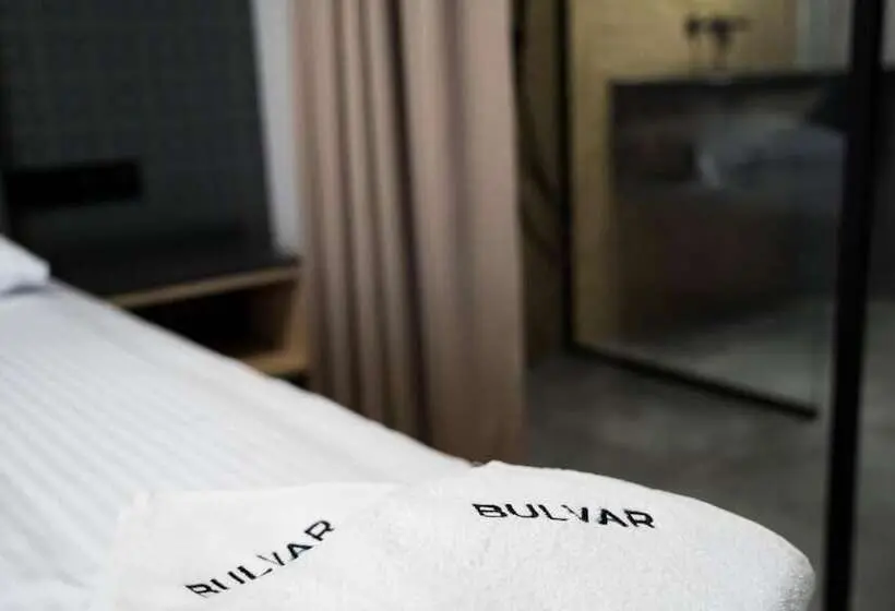 Standard-huone, Bulvar