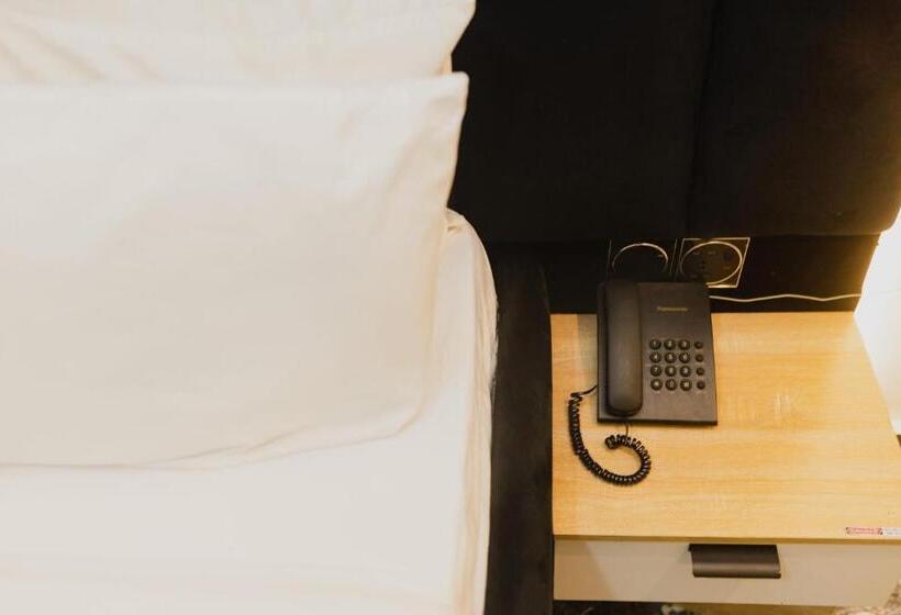 اتاق عادی, Ovic