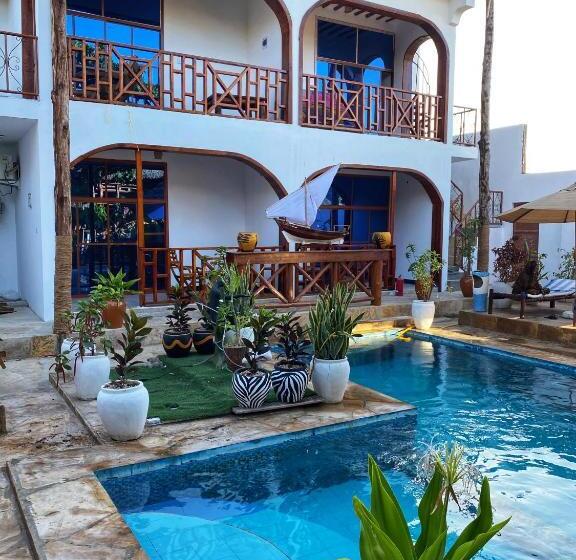 سوییت سوپریور, Utulivu Bungalow