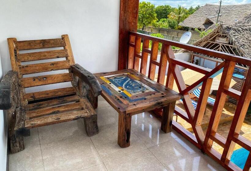 Люкс Вид на Бассейн, Utulivu Bungalow