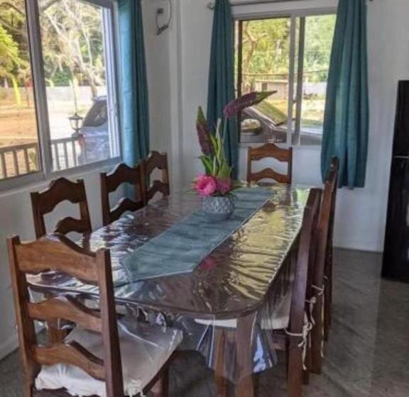 ویلای 1 خوابه, Lopez Beach Resort