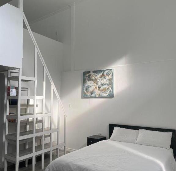 سوییت جونیور با بالکن, Lopez Beach Resort