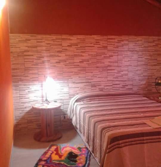 スタンダード4人部屋, Sierra Magenta