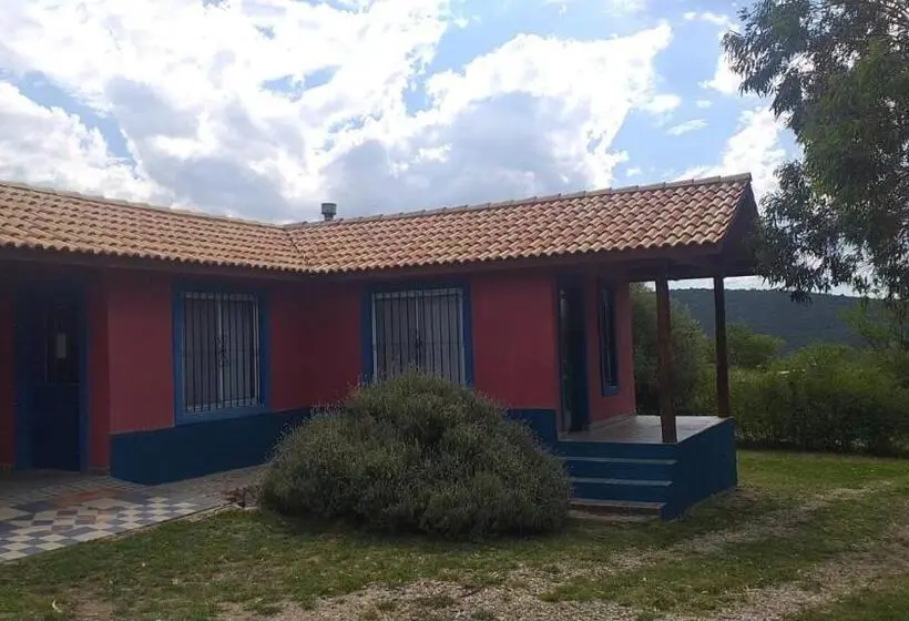 Talo 2 Makuuhuonetta, Sierra Magenta
