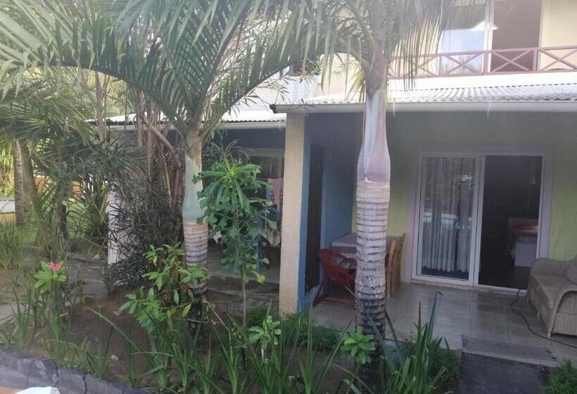 اتاق استاندارد با چشمانداز باغ, Les Varangues Rodrigues