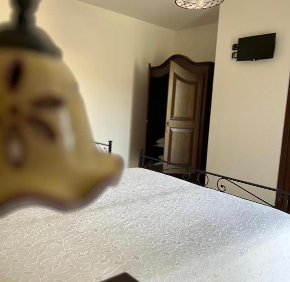 חדר סטנדרט לשלושה, Agriturismo Chiusulelle