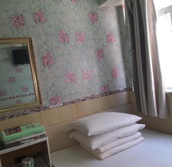 اتاق لوکس, Aries Guest House