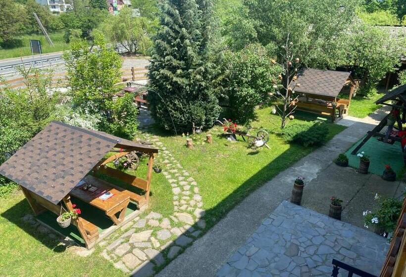 غرفة عائلية, Pensiune Păstrăvărie La Pintea Haiducu