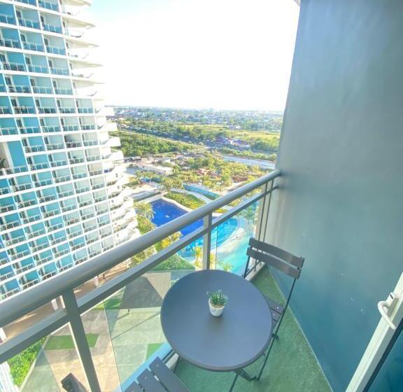 Студио Стандарт Вид на Бассейн, Azurenorth 15th Pool View