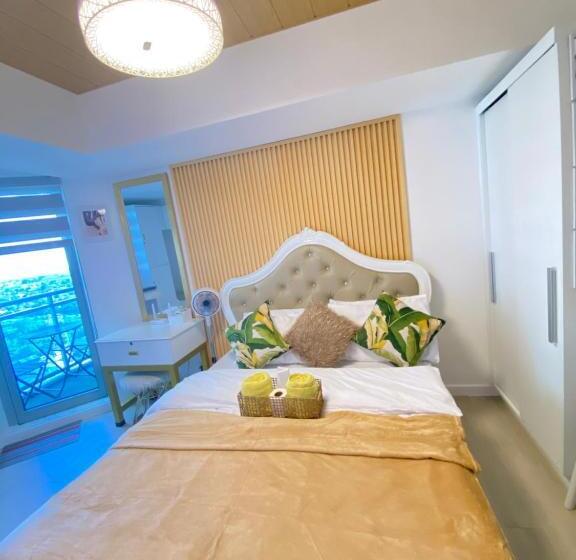 استودیو استاندارد با چشمانداز استخر, Azurenorth 15th Pool View