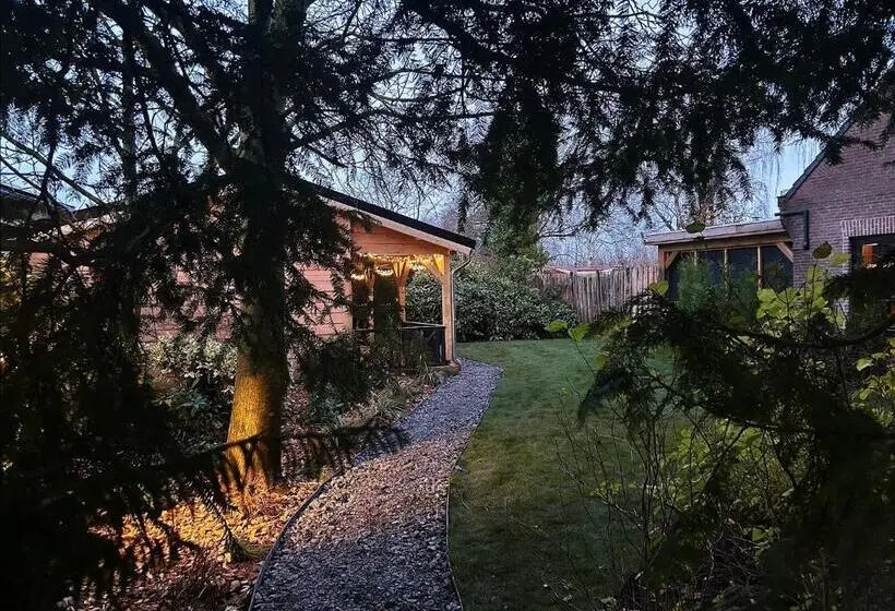 キャビン, Het Blij Hen