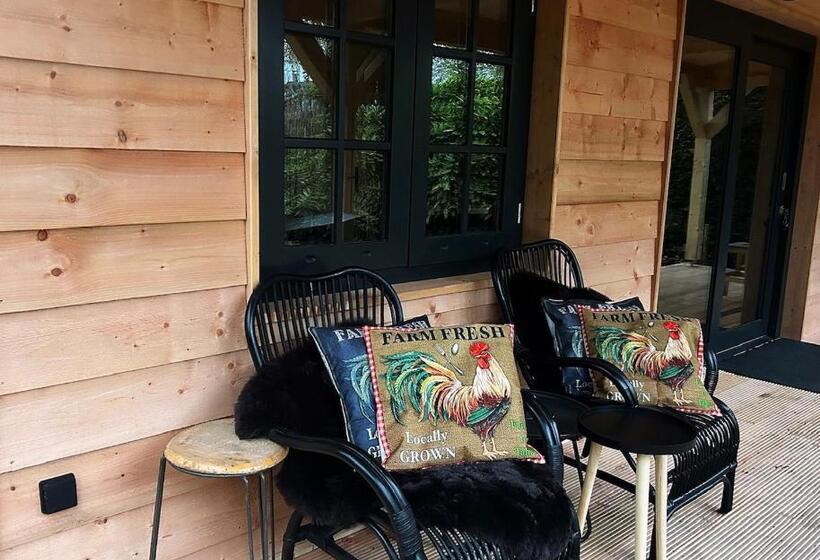 小室, Het Blij Hen