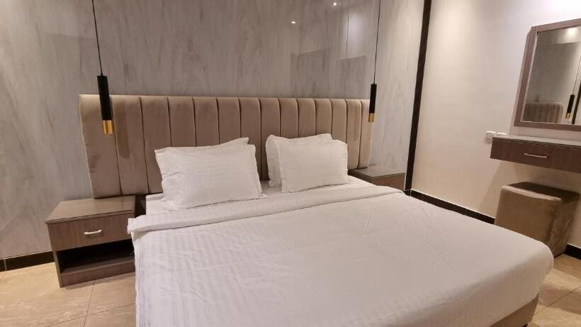 Family Suite, مارين سويت السويدي