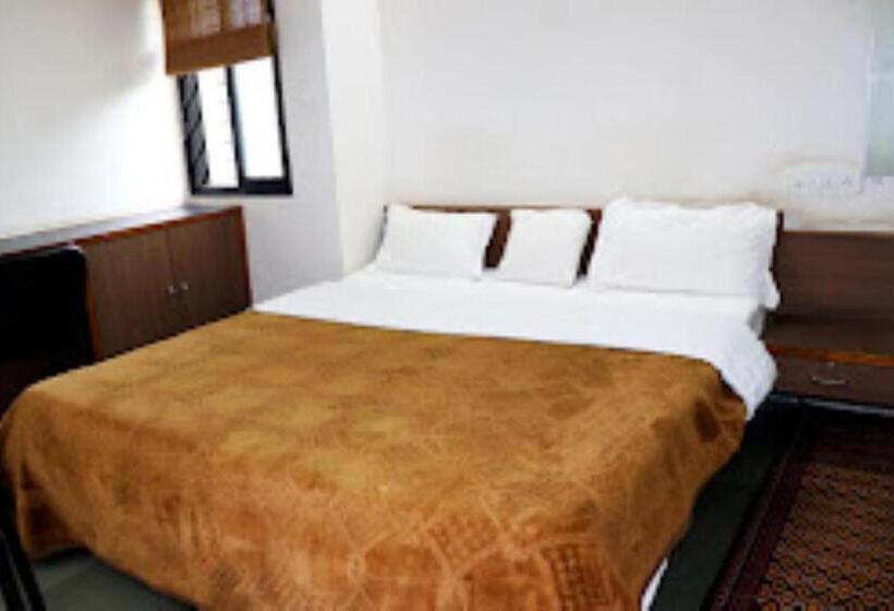 Standard-huone, Devarshi, Maheshwar