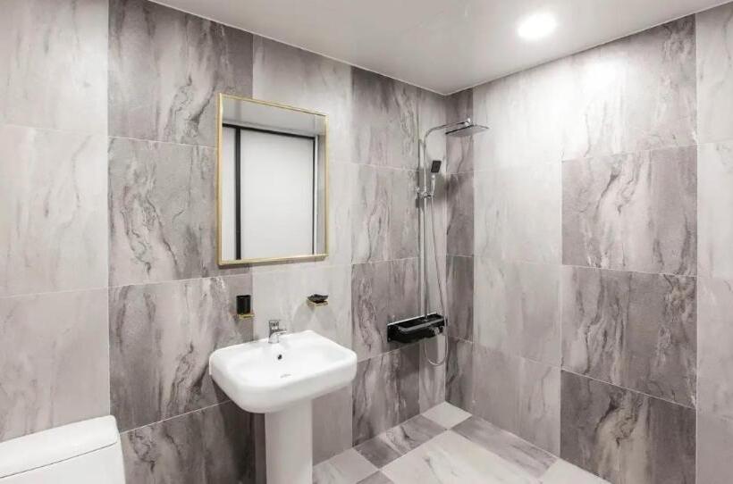 Люкс, On & Off Hotel Bupyeong