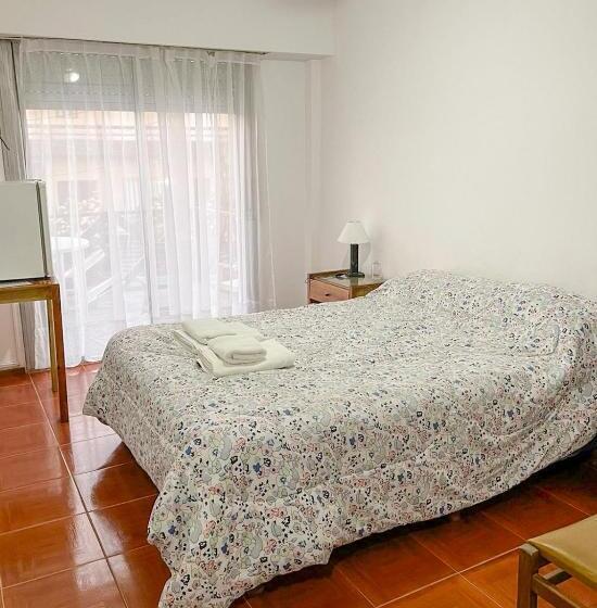 اتاق سوپریور, Tiburones Club