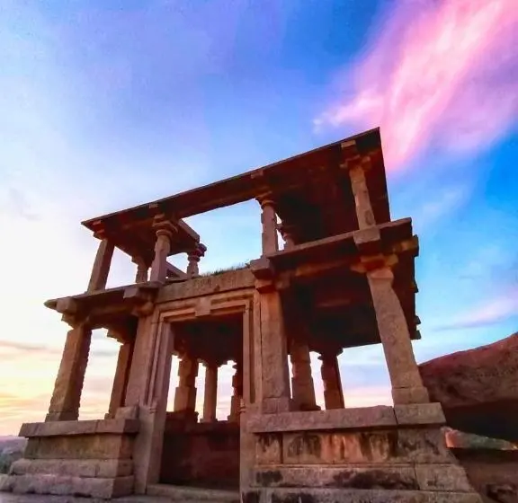 ツーベッドルーム ヴィラ, Dream Hampi Villa