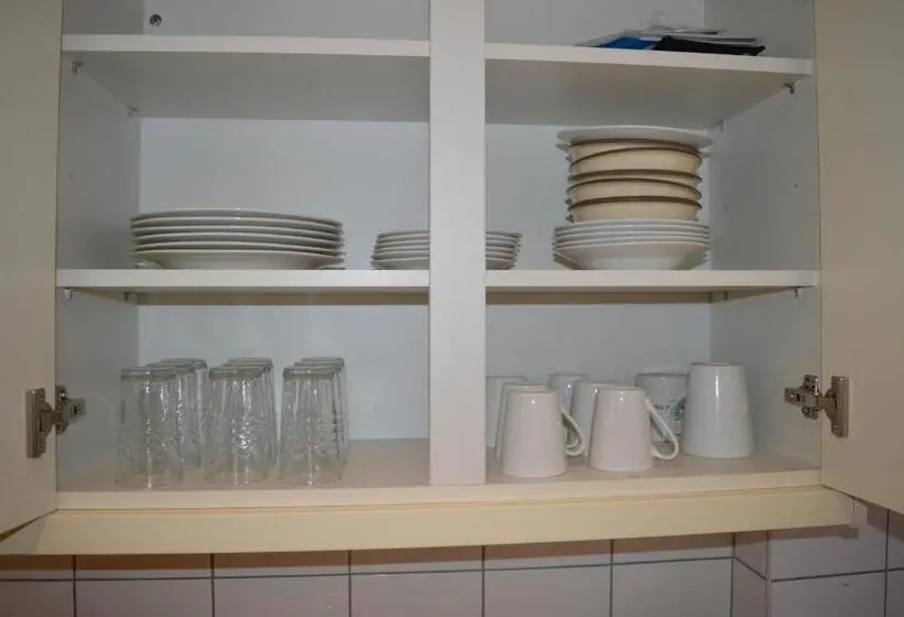 اتاق استاندارد, The Comfy Cottage