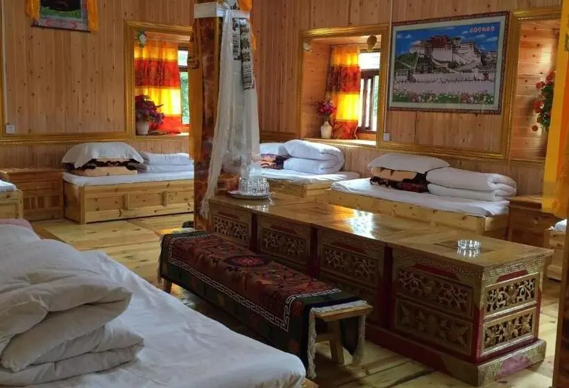 Perhesviitti, Zhuji Inn