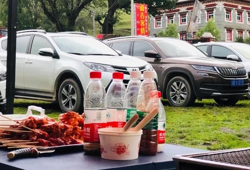 Aile Süiti, Zhuji Inn