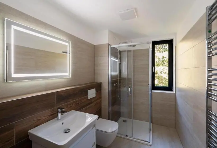 Huoneisto 1 Makuuhuone, Apartmány Mlýn Herlíkovice