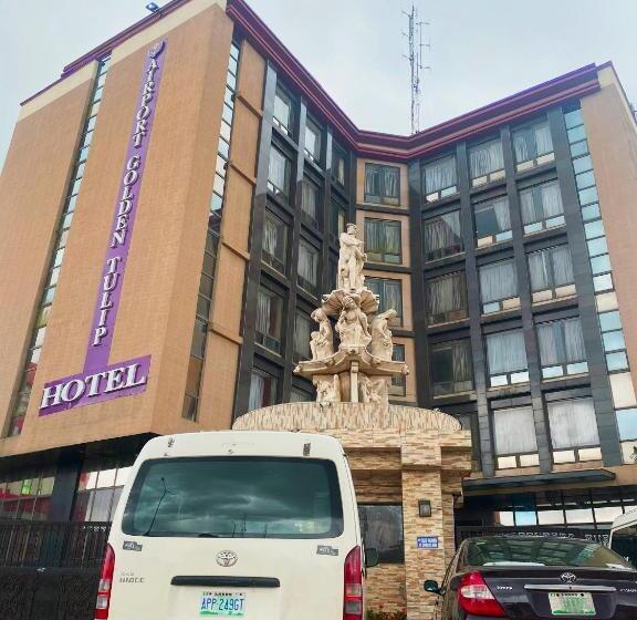 اتاق سوپریور با تخت بزرگ, Airport Goldentulip