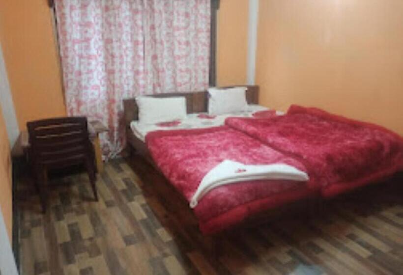 Номер Deluxe, Ellora Tawang