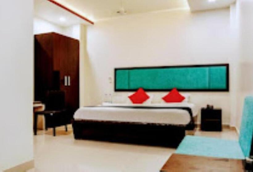 スイート, Komal Palace,bhopal