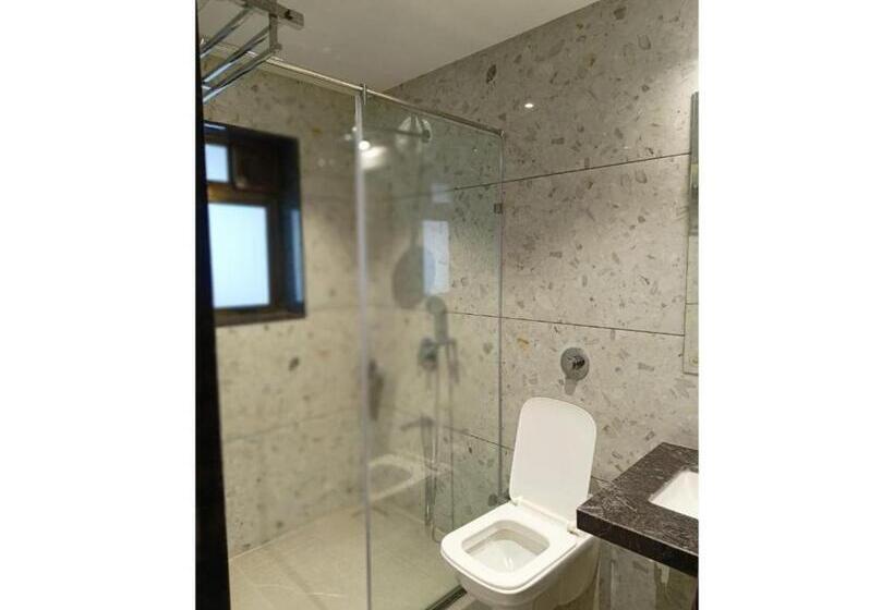 חדר סופריור עם מיטת קינג, Jumbo Serene