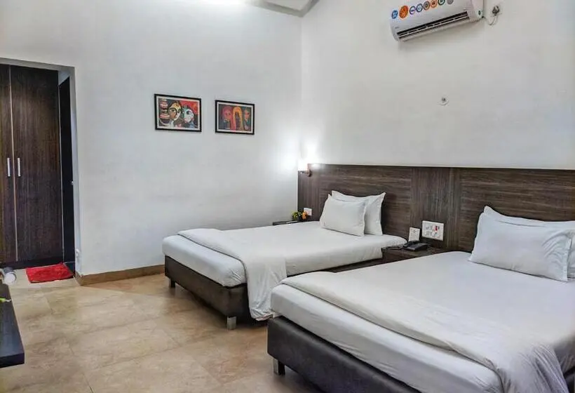 Superior-perhehuone, Ice Apple Resort