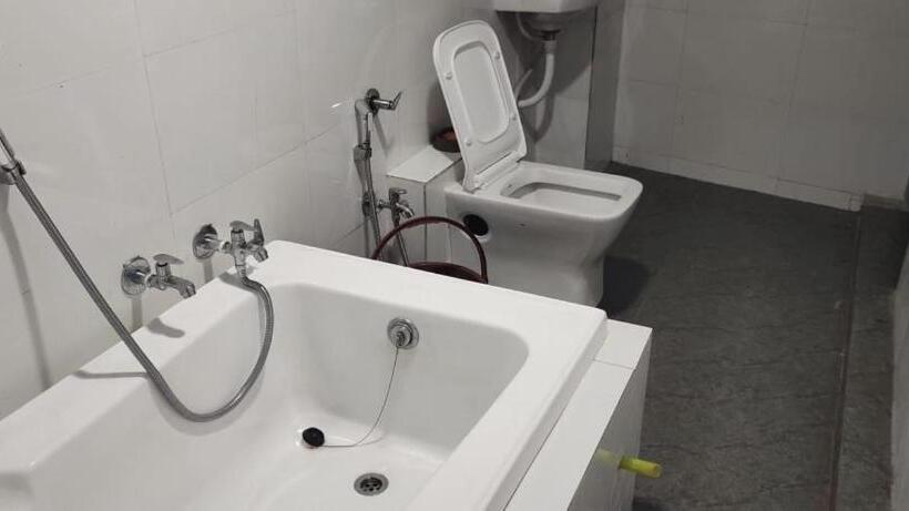 标准间, Oyo Hotel Five Star