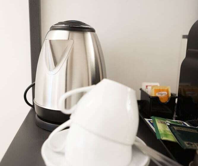 חדר סטנדרט יחיד, Domus Vitra